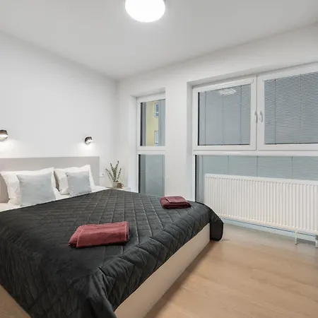 Διαμέρισμα Lam Cream Old Town Balcony & Ac